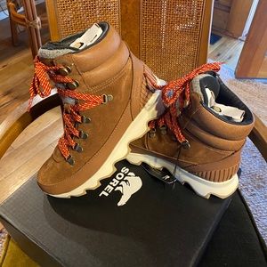 Sorel Kinetic Conquest Velvet Tan